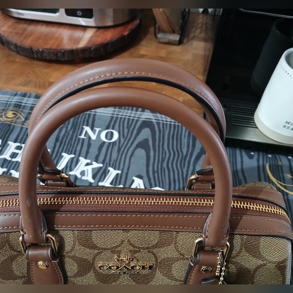 Coach purse - Picture 7 of 9